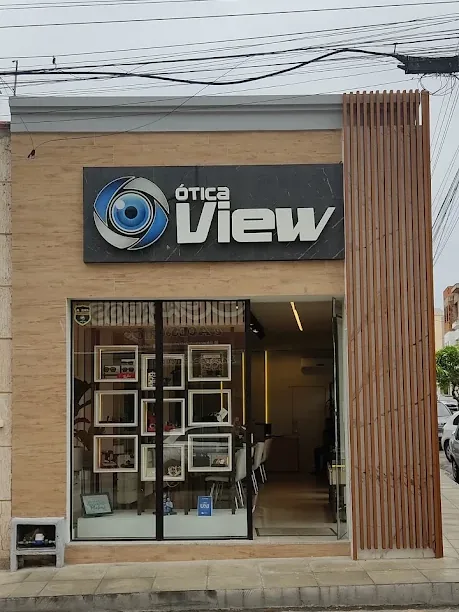 Fachada da Ótica View na Rua Rui Barbosa, no Centro de Guanambi